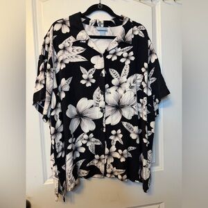 Liz & Me 4X 30/32 Black and White Hibiscus Floral Hawaiian Shirt